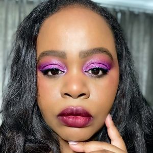 Meet your Posher, Joelle